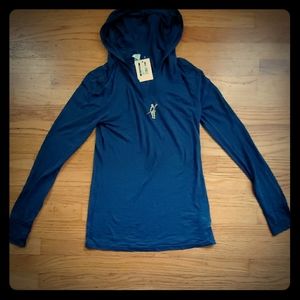Toes on the nose burnout hoodie size medium